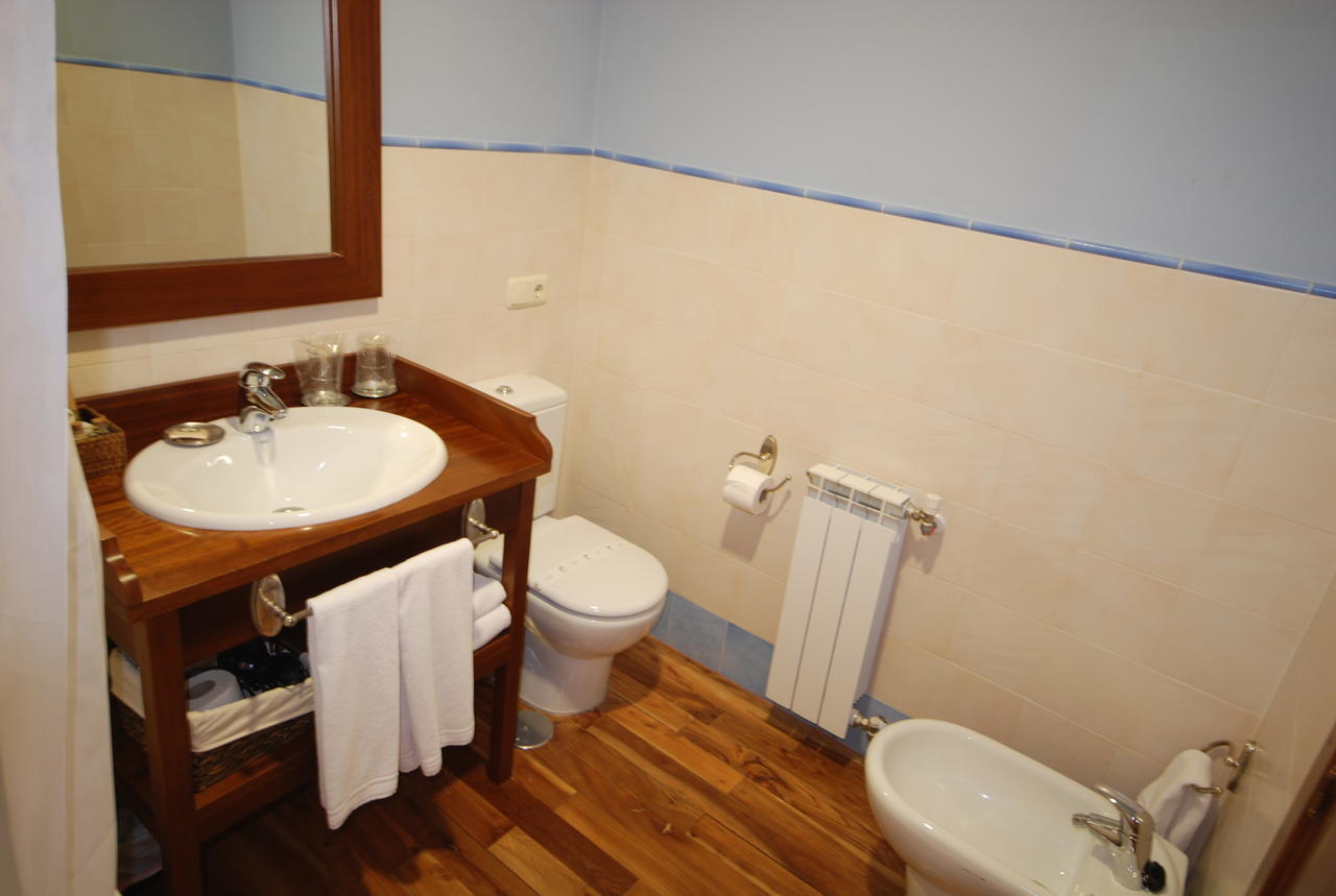 Hotel Del Verde Al Amarillo Penasrubias de Piron Zimmer foto